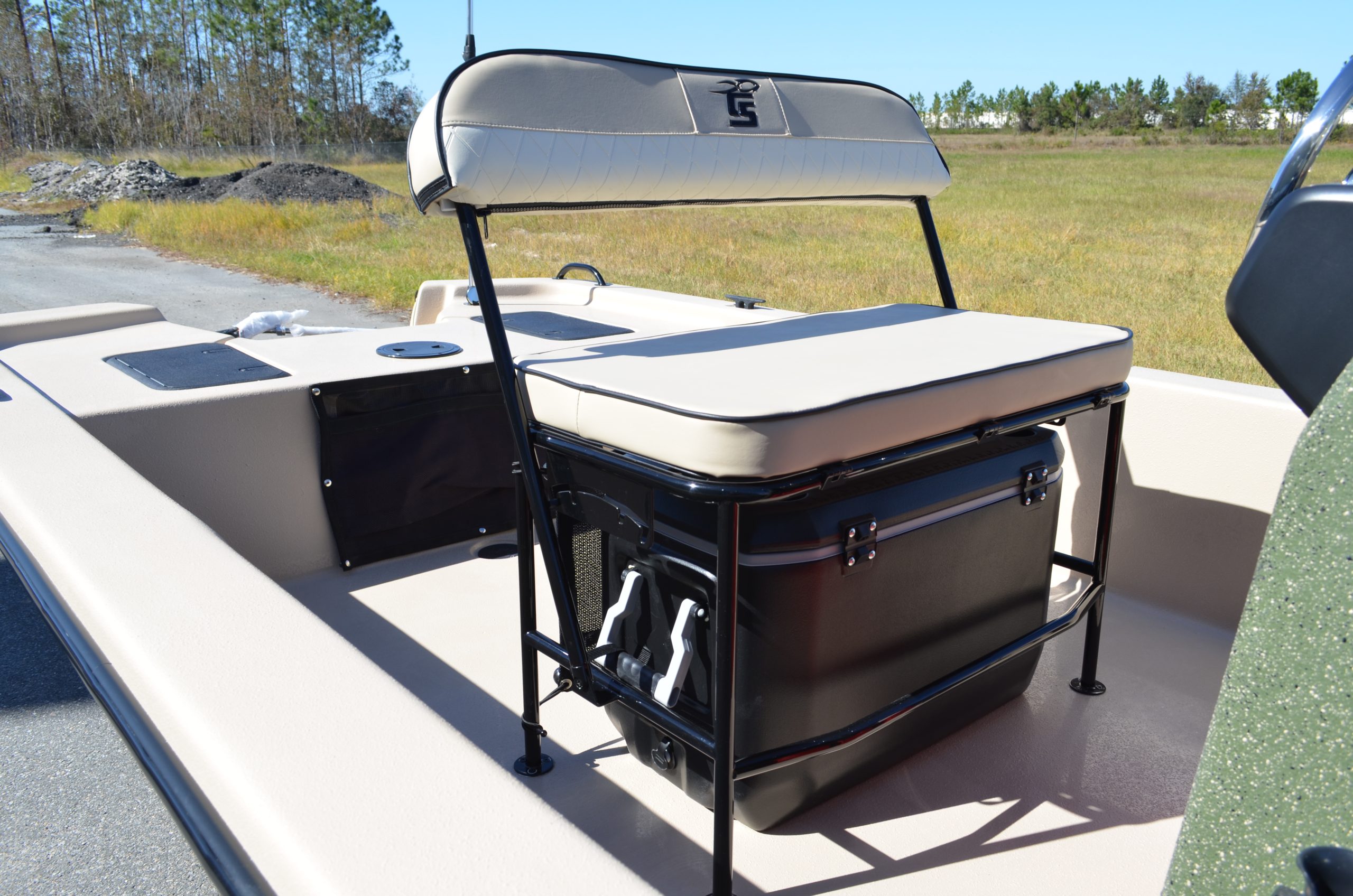 E20 JVX captains seat